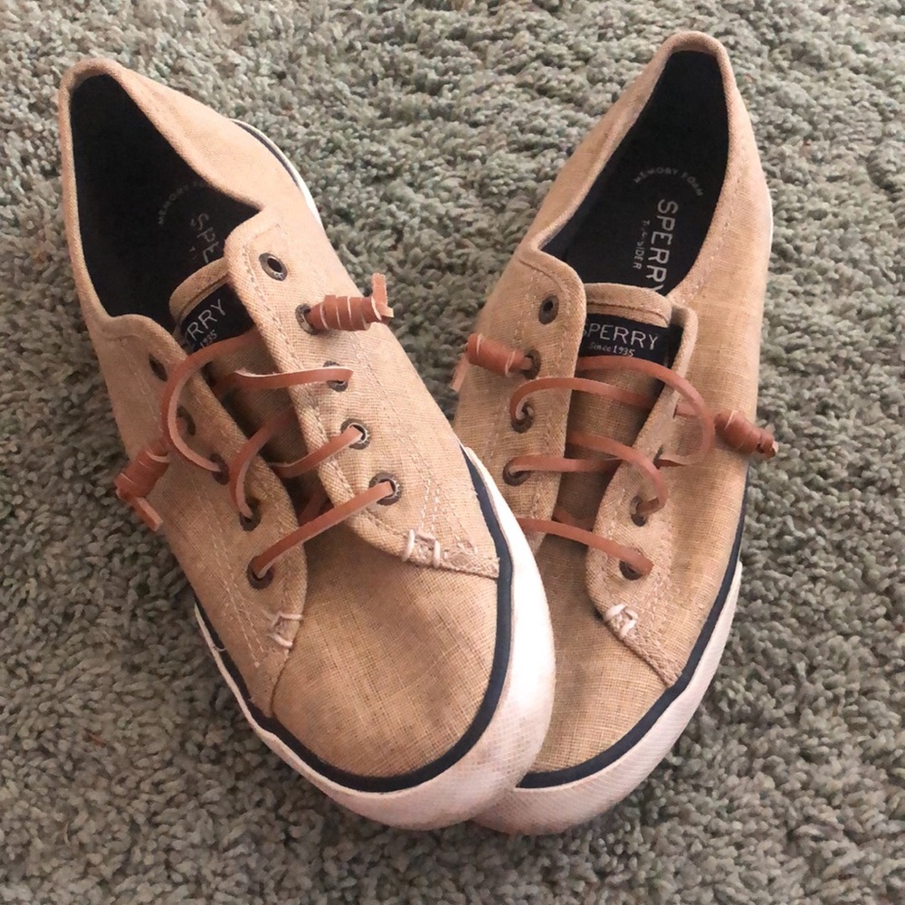Gently Worn Sperry Shoes